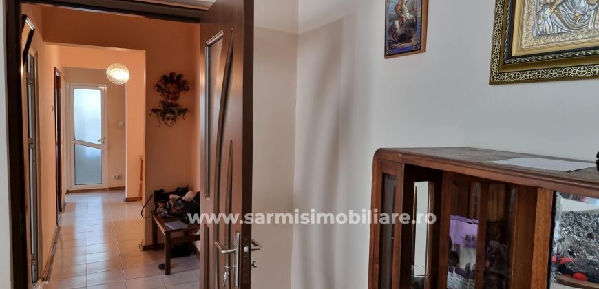 Apartament 4 camere de vanzare Sinaia zona Platou Izvor