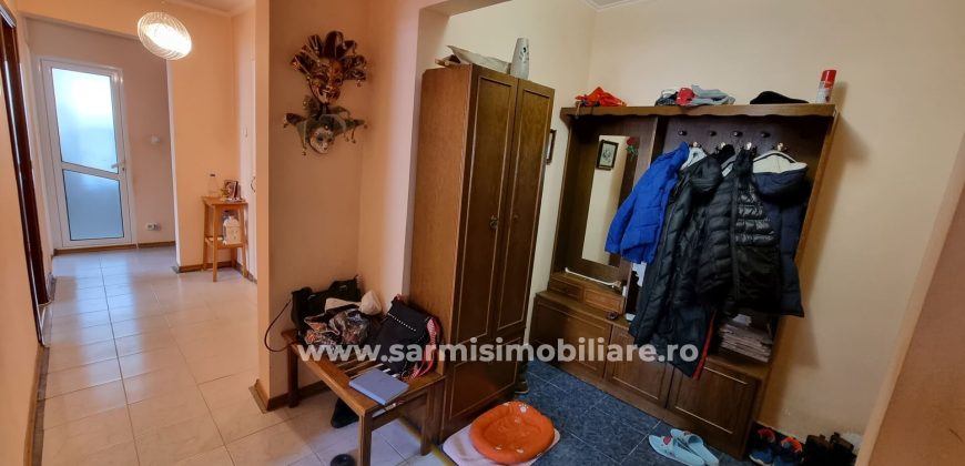 Apartament 4 camere de vanzare Sinaia zona Platou Izvor