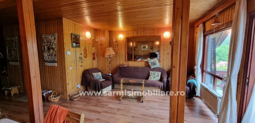 Vila Breaza cu 3659 mp. teren de vanzare