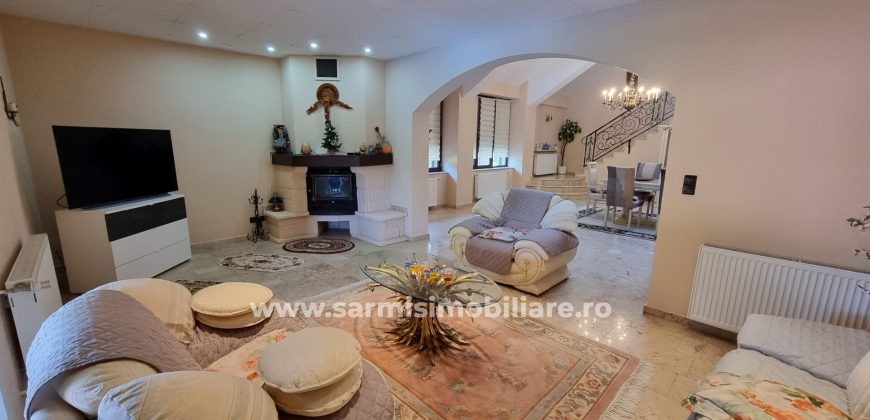 Vila Campina cu Teren 728mp. de Vanzare