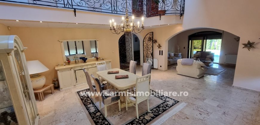 Vila Campina cu Teren 728mp. de Vanzare