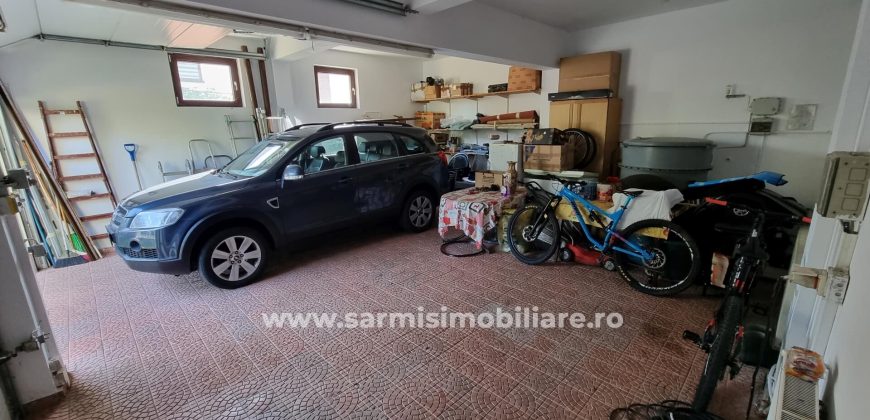 Vila Campina cu Teren 728mp. de Vanzare