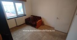 Apartament 2 camere etaj 3/4 de vanzare in Campina